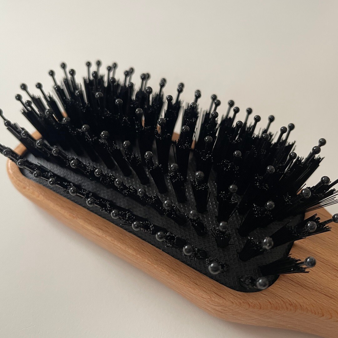 イオンモール京都五条】ブナ材ヘアブラシ ミックス毛｜ 無印良品